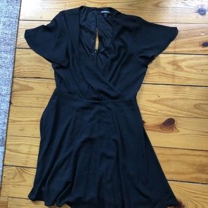 Express flutter sleeve dress
